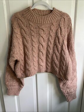 Altard State Women's Cable Knit Cropped Sweater - Blush Pink